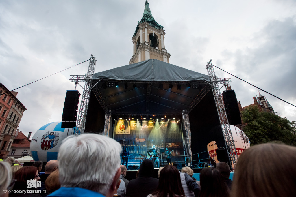 Piotr Bukartyk - koncert pod gwiazdami
