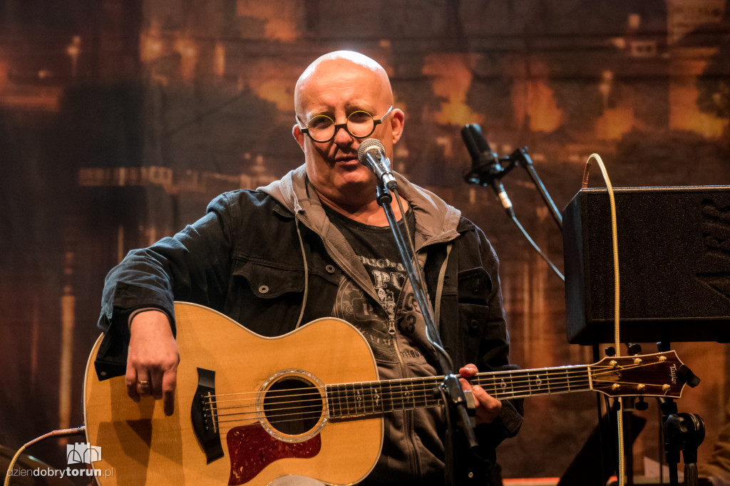 Piotr Bukartyk - koncert pod gwiazdami