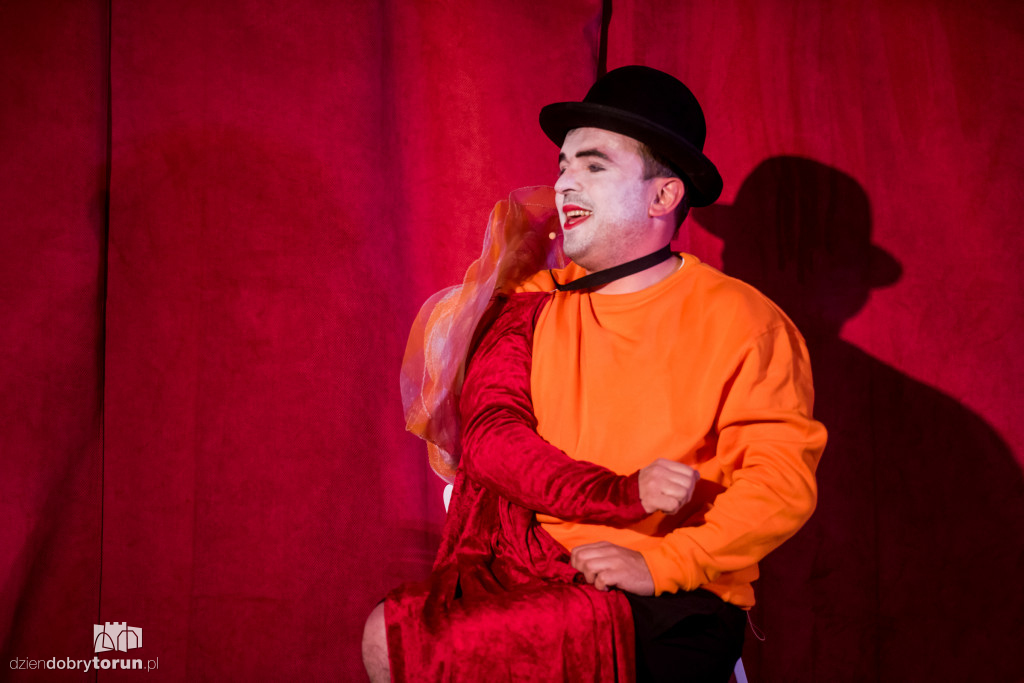 Telephone love party otwiera festiwal