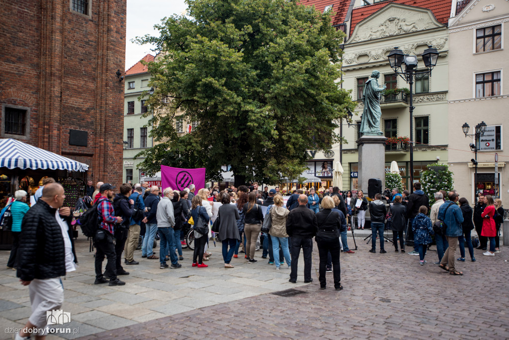 Niepełnosprawni protestowali w Toruniu