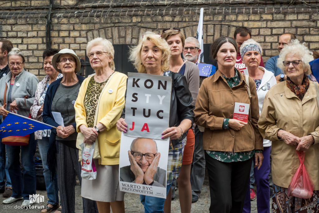 Torunianie walczą o Sąd Najwyższy