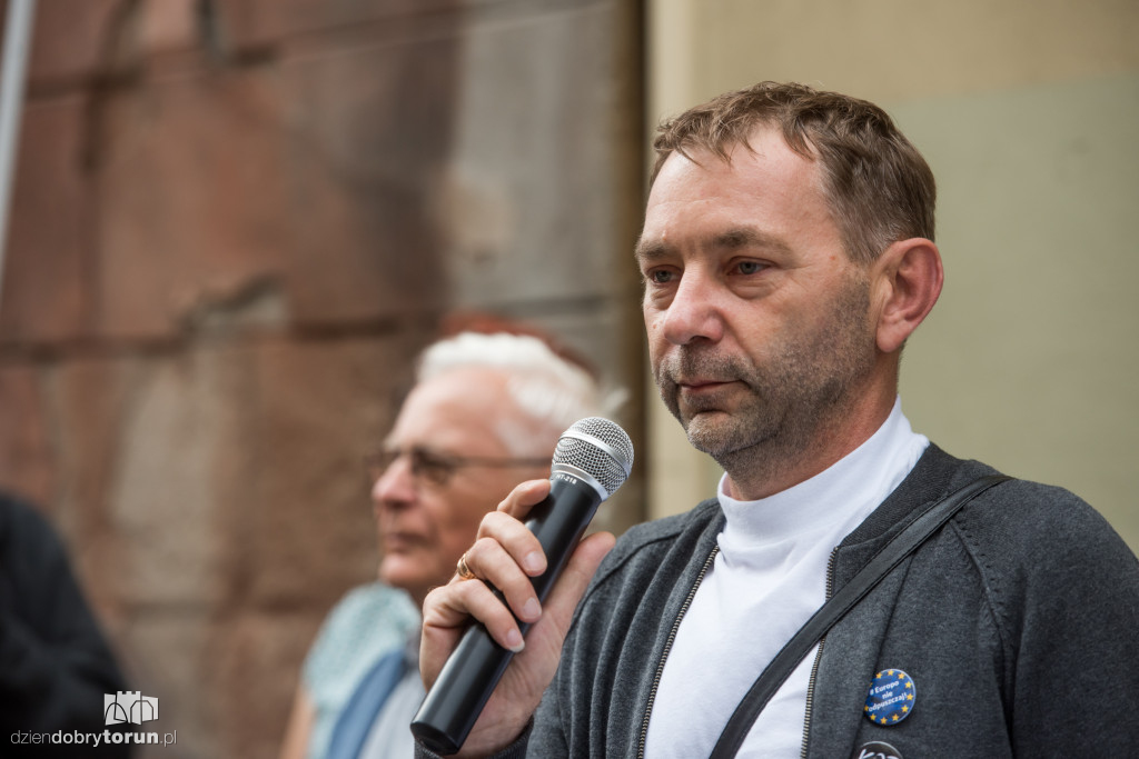 Torunianie walczą o Sąd Najwyższy