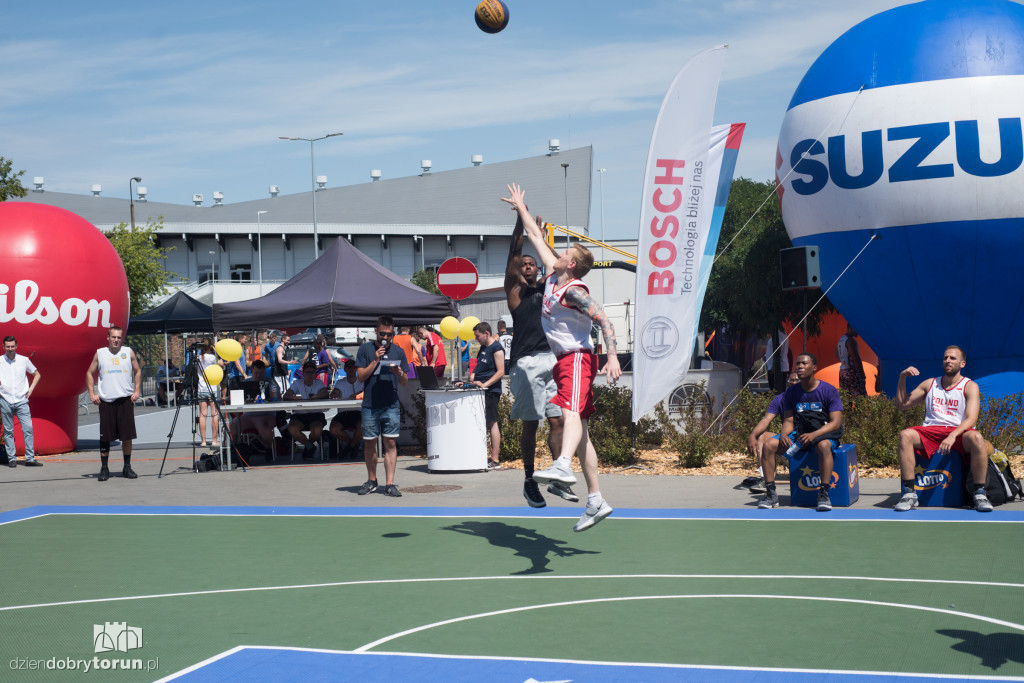 Turniej koszykówki ulicznej 3x3