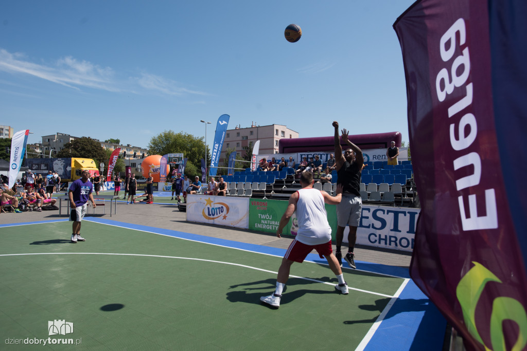 Turniej koszykówki ulicznej 3x3