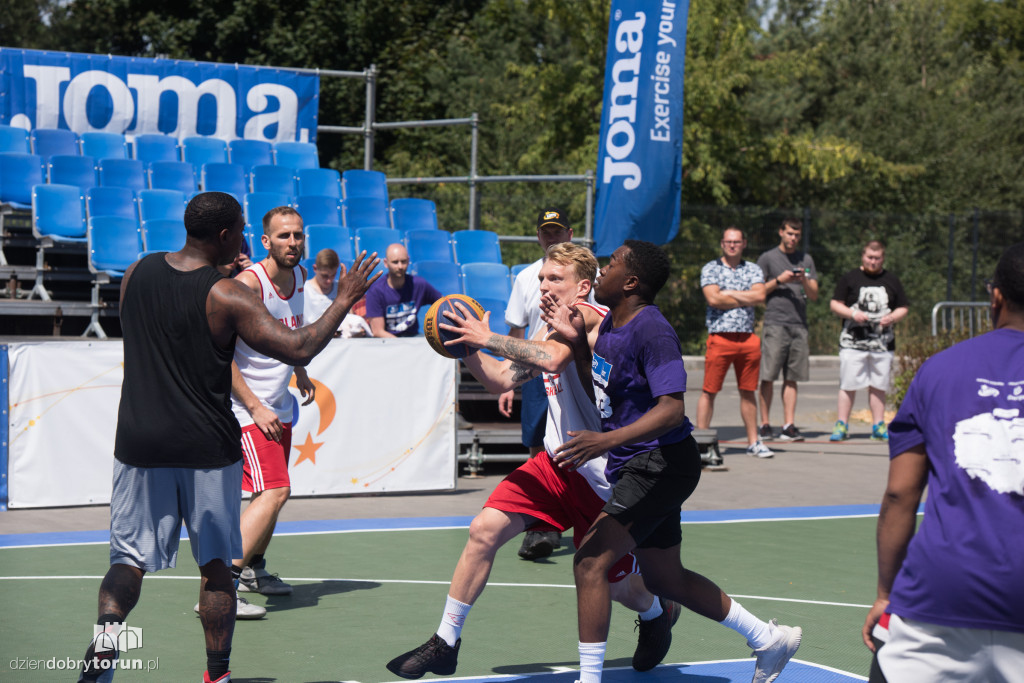 Turniej koszykówki ulicznej 3x3