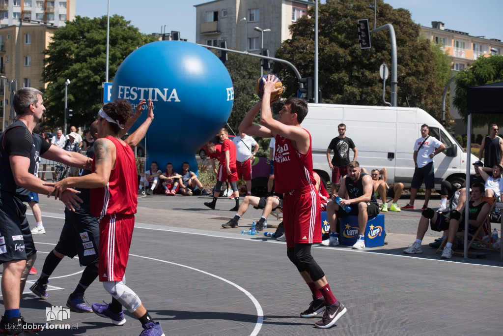 Turniej koszykówki ulicznej 3x3