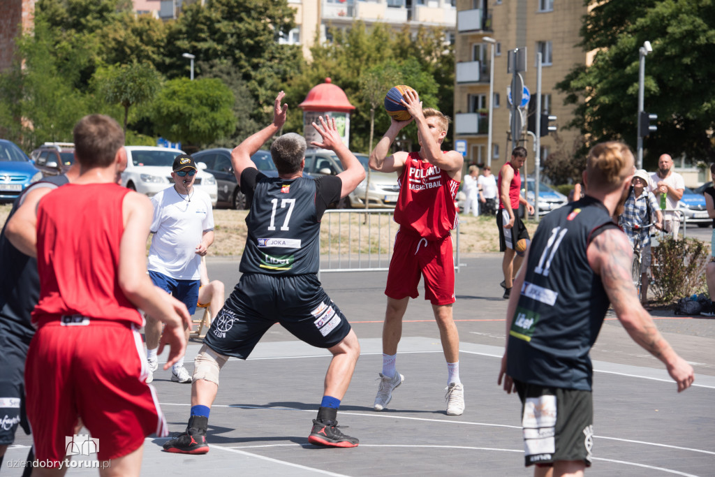 Turniej koszykówki ulicznej 3x3
