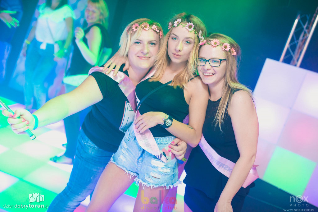Przepiękne kobiety w Bajka Disco Club