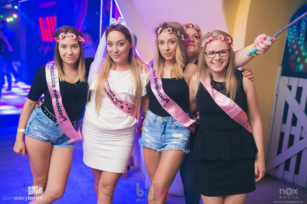 Przepiękne kobiety w Bajka Disco Club