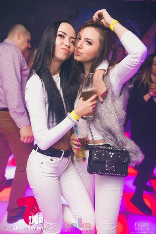 Przepiękne kobiety w Bajka Disco Club