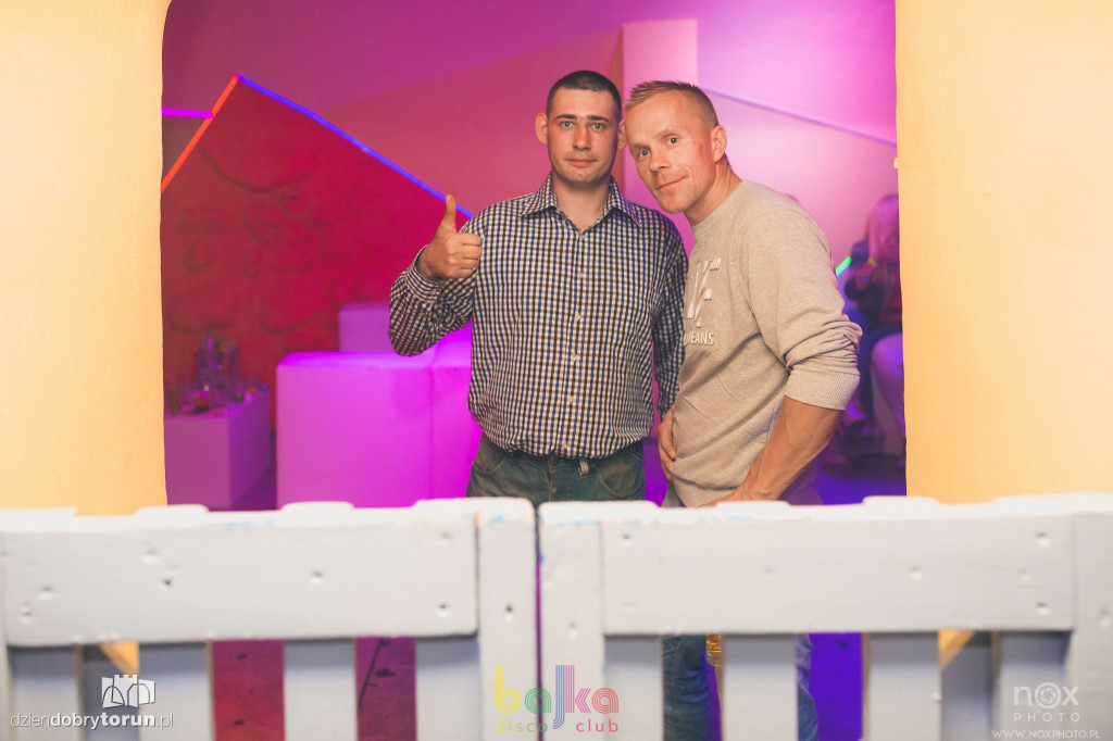 Przepiękne kobiety w Bajka Disco Club