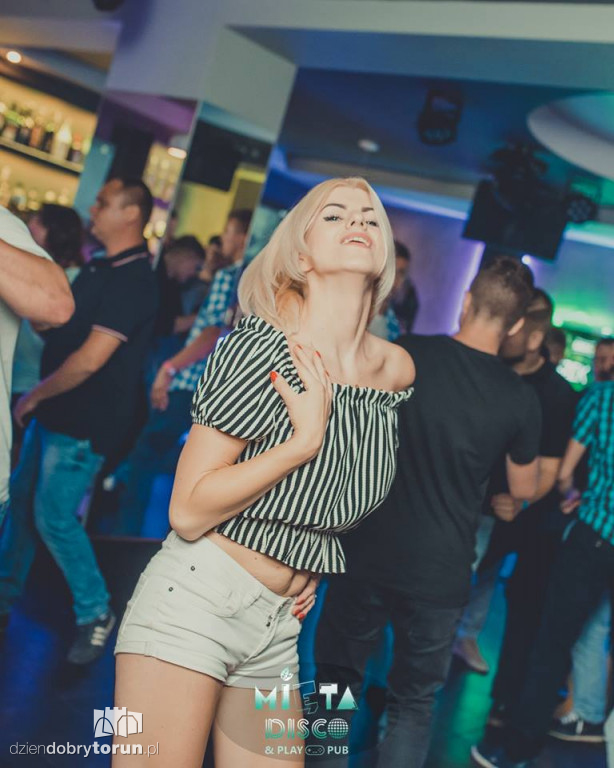 Gorąca i taneczna noc na Starówce