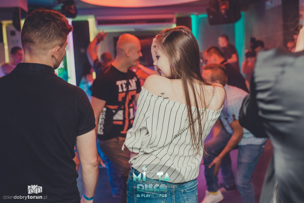 Gorąca i taneczna noc na Starówce