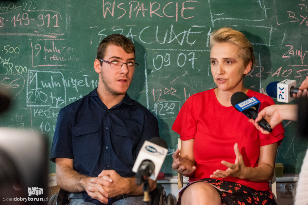 Kto zapłaci za protest RON w sejmie?