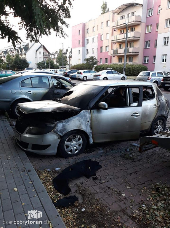 Seria podpaleń aut na Podgórzu