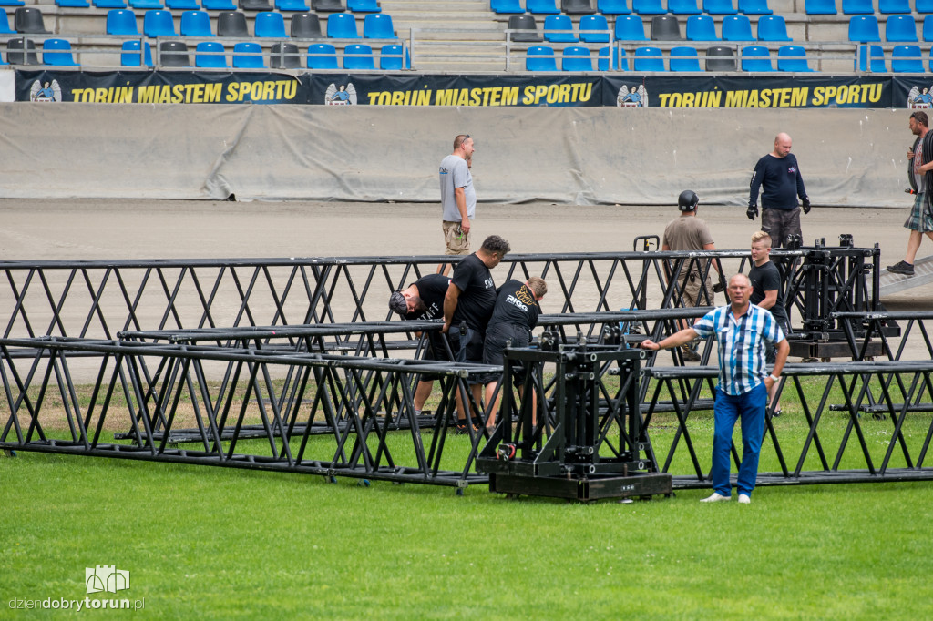 TVP2 zaprasza na koncert w Toruniu