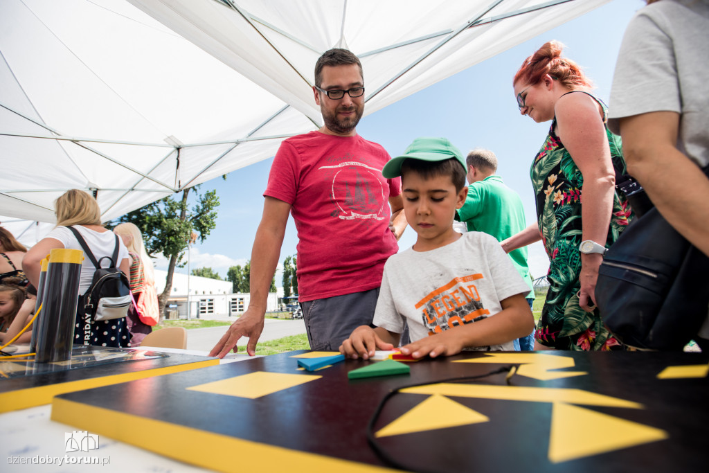Naukowy piknik w przystani AZS-u
