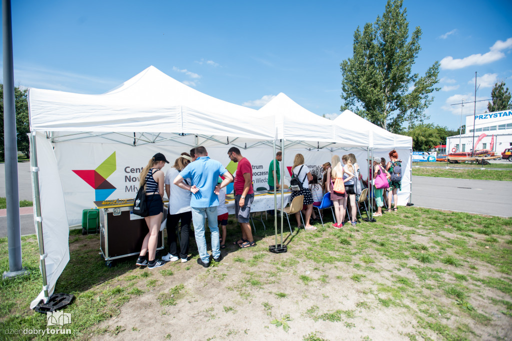 Naukowy piknik w przystani AZS-u