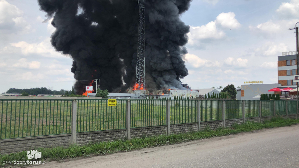 Gigantyczny pożar zakładu Ekochem