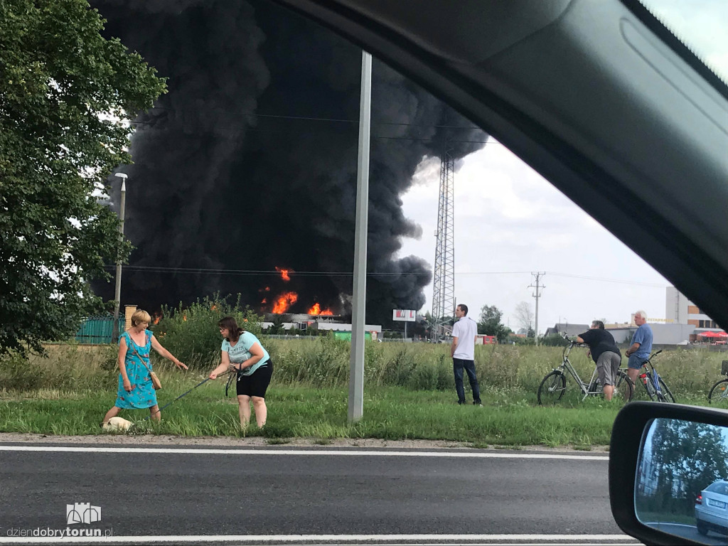 Gigantyczny pożar zakładu Ekochem