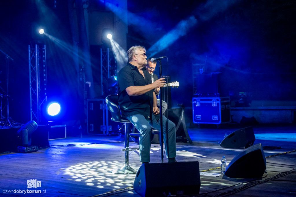 Cugowski dał koncert pod gwiazdami