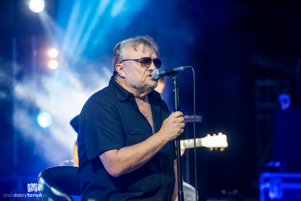 Cugowski dał koncert pod gwiazdami
