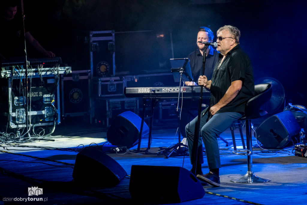 Cugowski dał koncert pod gwiazdami