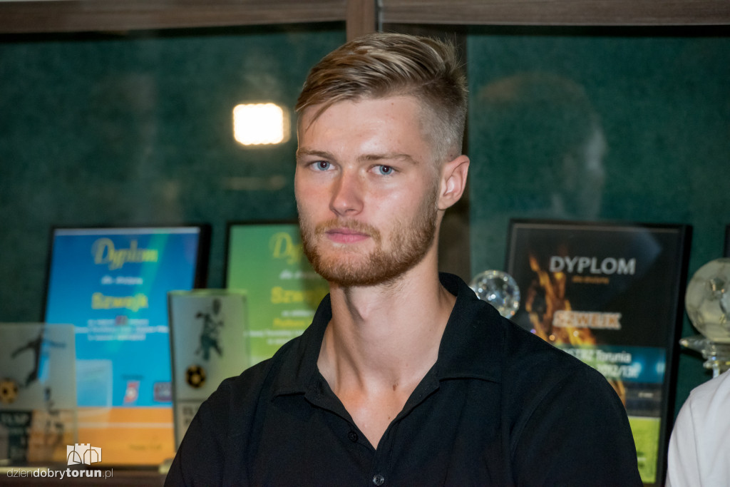 FC Toruń prezentuje nowych graczy