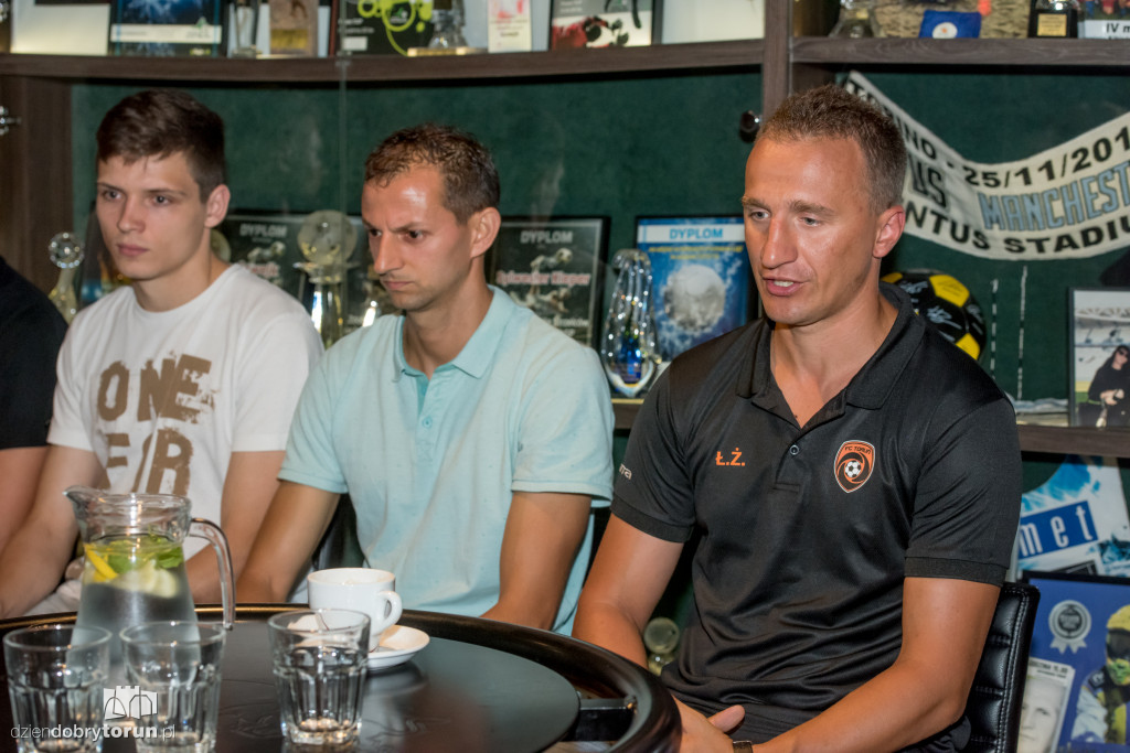 FC Toruń prezentuje nowych graczy