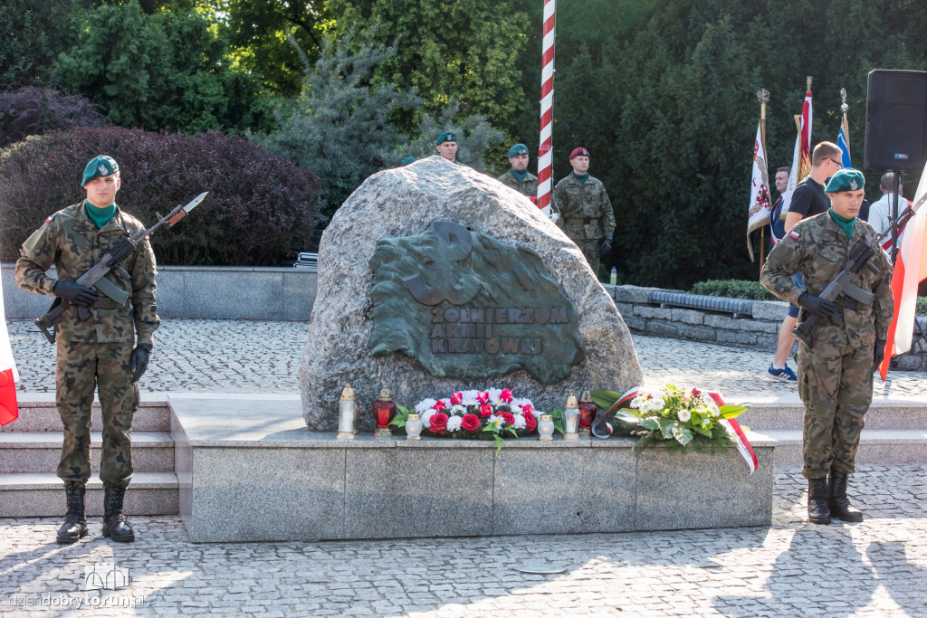 Uczcili pamięć powstańców warszawskich