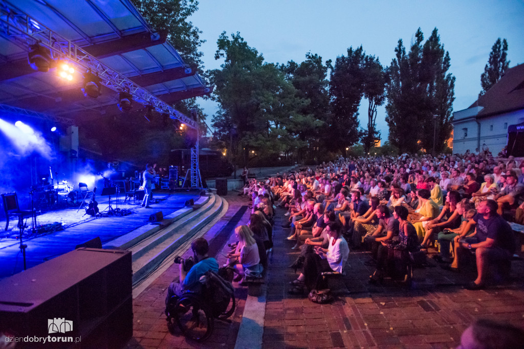 Kasia Kowalska zagrała koncert dla torunian