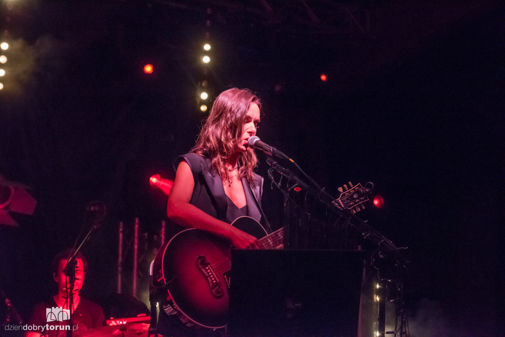 Kasia Kowalska zagrała koncert dla torunian