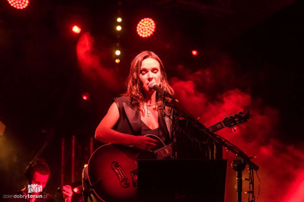Kasia Kowalska zagrała koncert dla torunian