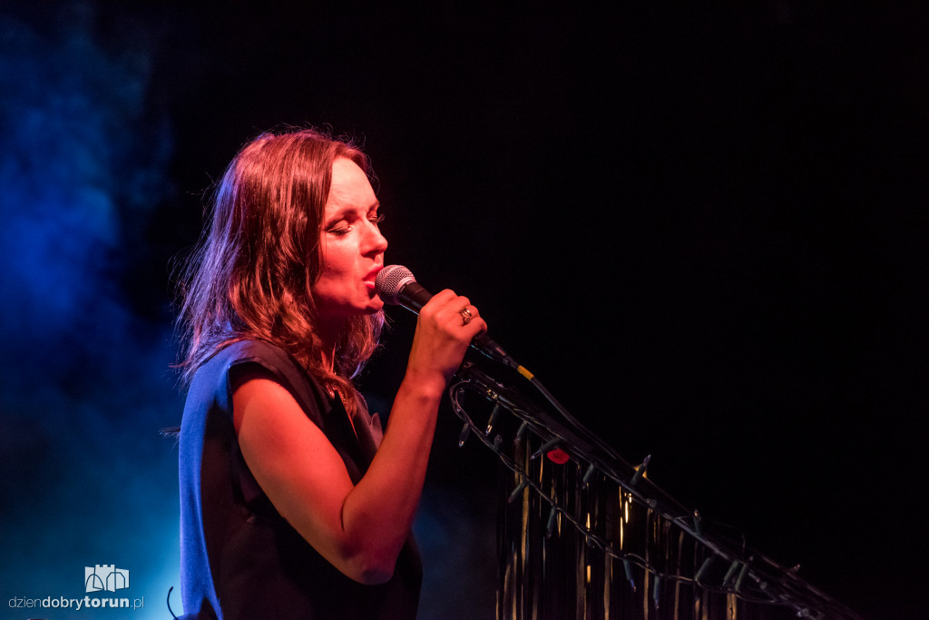 Kasia Kowalska zagrała koncert dla torunian