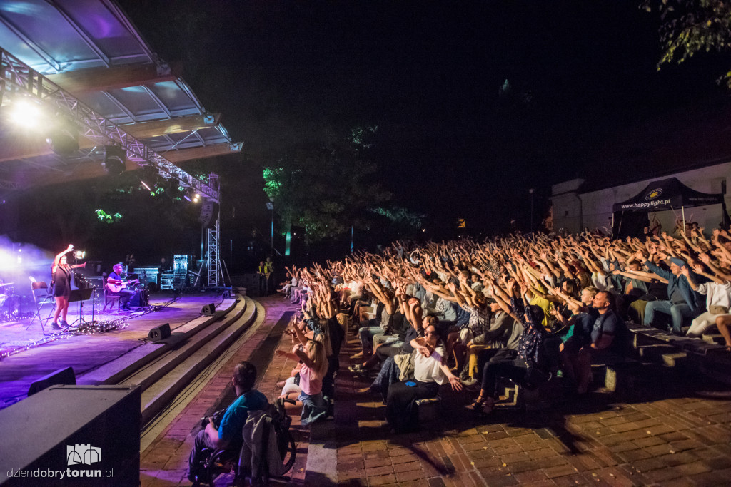 Kasia Kowalska zagrała koncert dla torunian