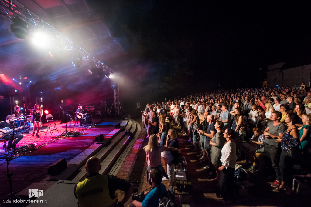 Kasia Kowalska zagrała koncert dla torunian