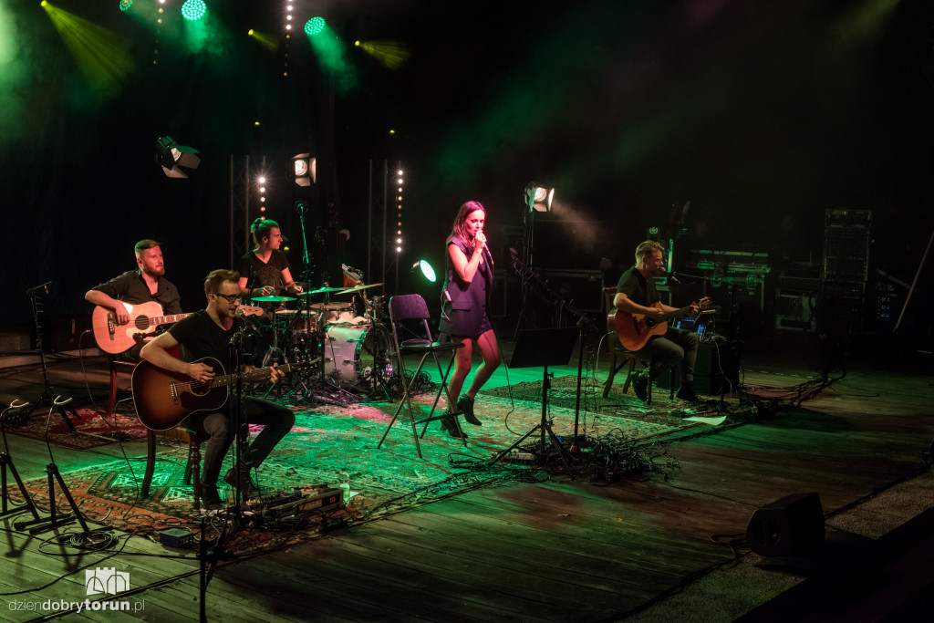 Kasia Kowalska zagrała koncert dla torunian