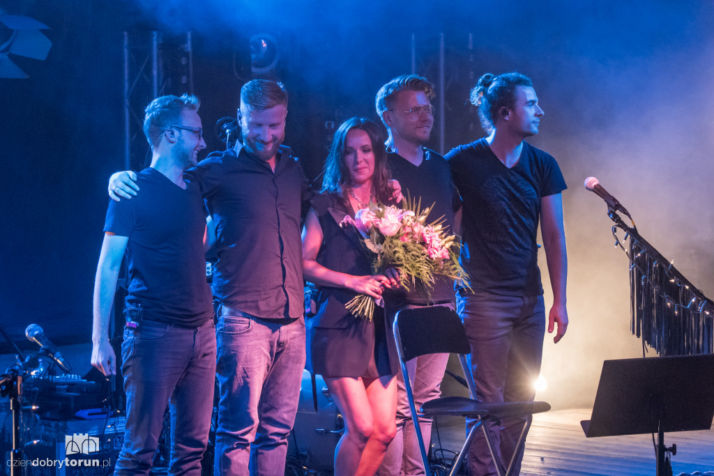 Kasia Kowalska zagrała koncert dla torunian