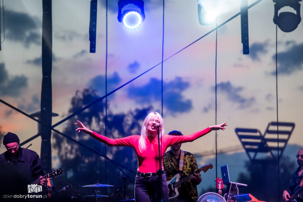 Koncert Darii Zawiałow podczas ŚTP