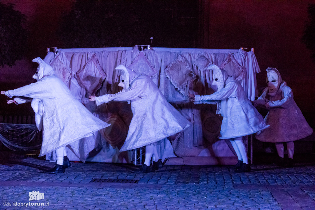 Monster na teatralnym festiwalu