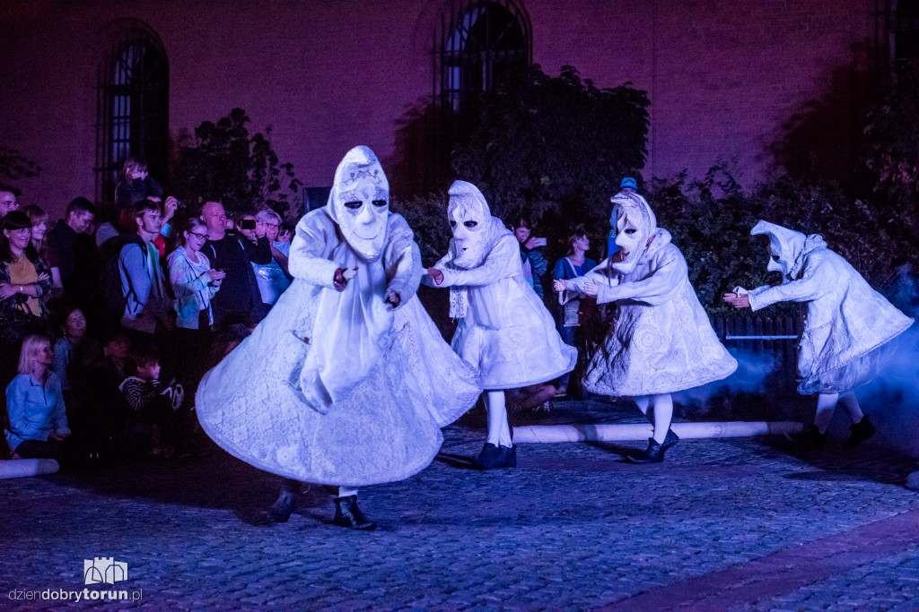 Monster na teatralnym festiwalu