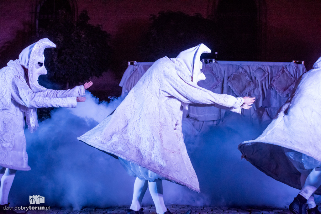 Monster na teatralnym festiwalu