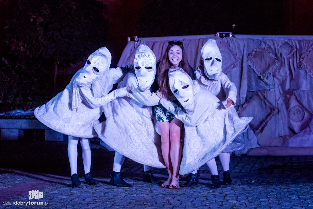 Monster na teatralnym festiwalu