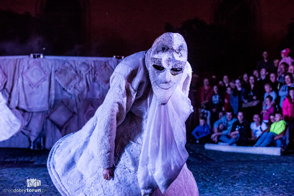 Monster na teatralnym festiwalu