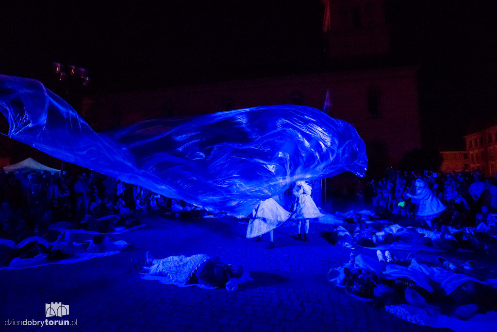 Monster na teatralnym festiwalu