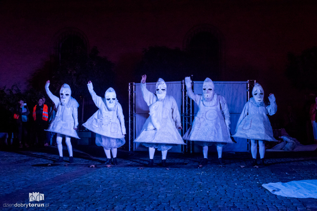 Monster na teatralnym festiwalu