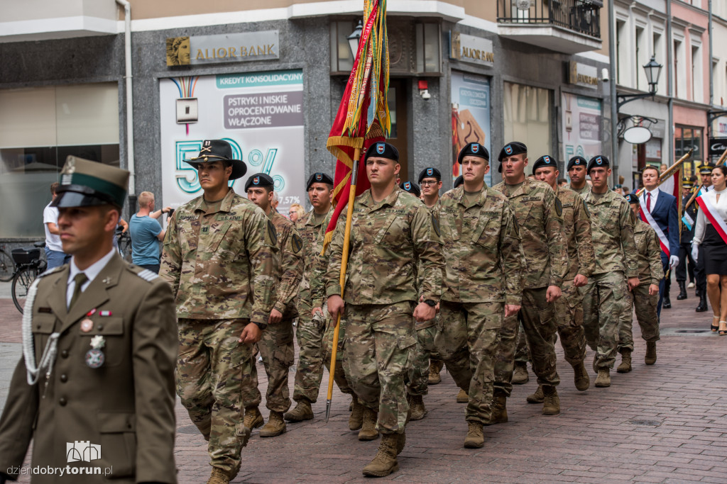 Parada wojskowa w Toruniu