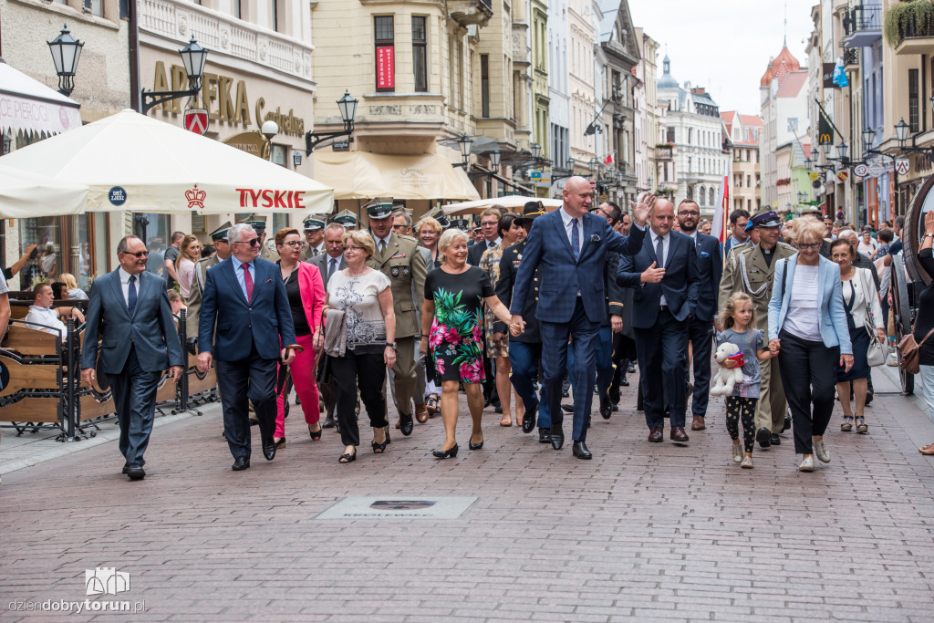 Parada wojskowa w Toruniu