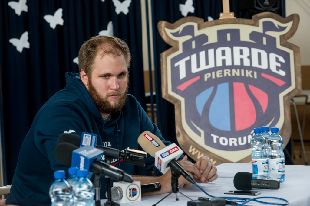 Przemek Karnowski zagra w Toruniu
