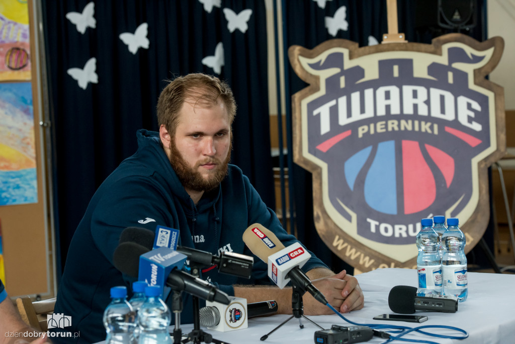 Przemek Karnowski zagra w Toruniu